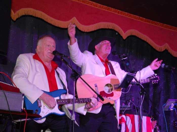 Best Of friend Duo Middy and Steve Chase