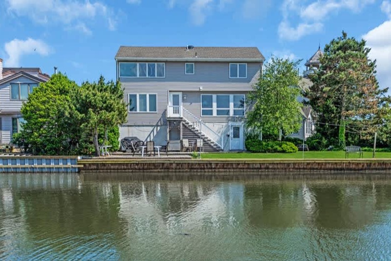 Point Pleasent Beach